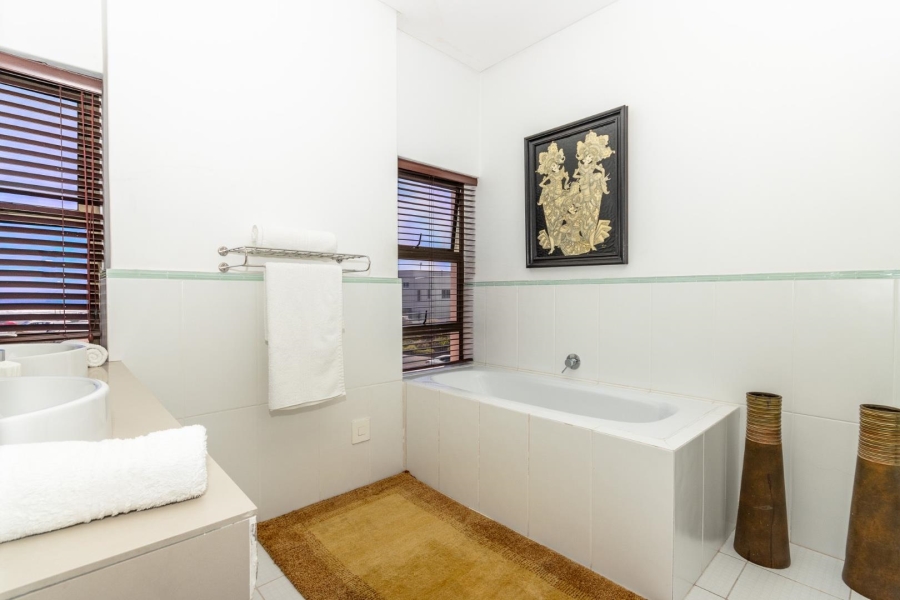 8 Bedroom Property for Sale in Sunset Beach Western Cape